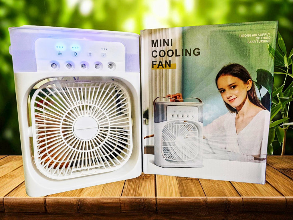 Ventilator portabil 3 in 1 cu pulverizare: racorire, umidificare si iluminare