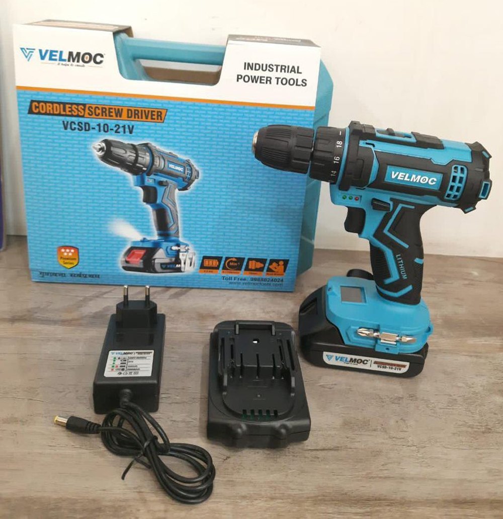 TRUSA BORMASINA CU 33 DE ACCESORII 2 BATERII 48V