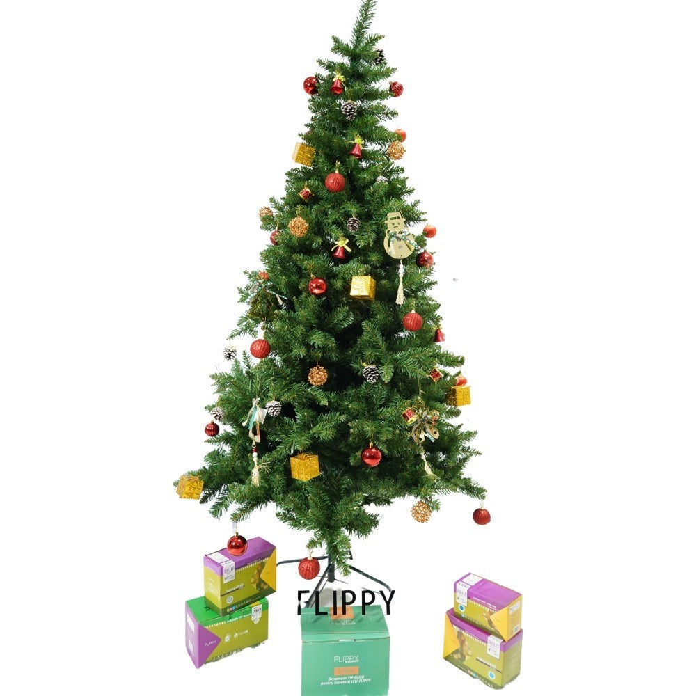 Set brad artificial de Craciun si elemente decorative, nins, decorat cu conuri pin, pentru interior/exterior, inaltime 210 cm, diametru 131 cm, 630 ramuri,  alb/verde, suport metalic inclus