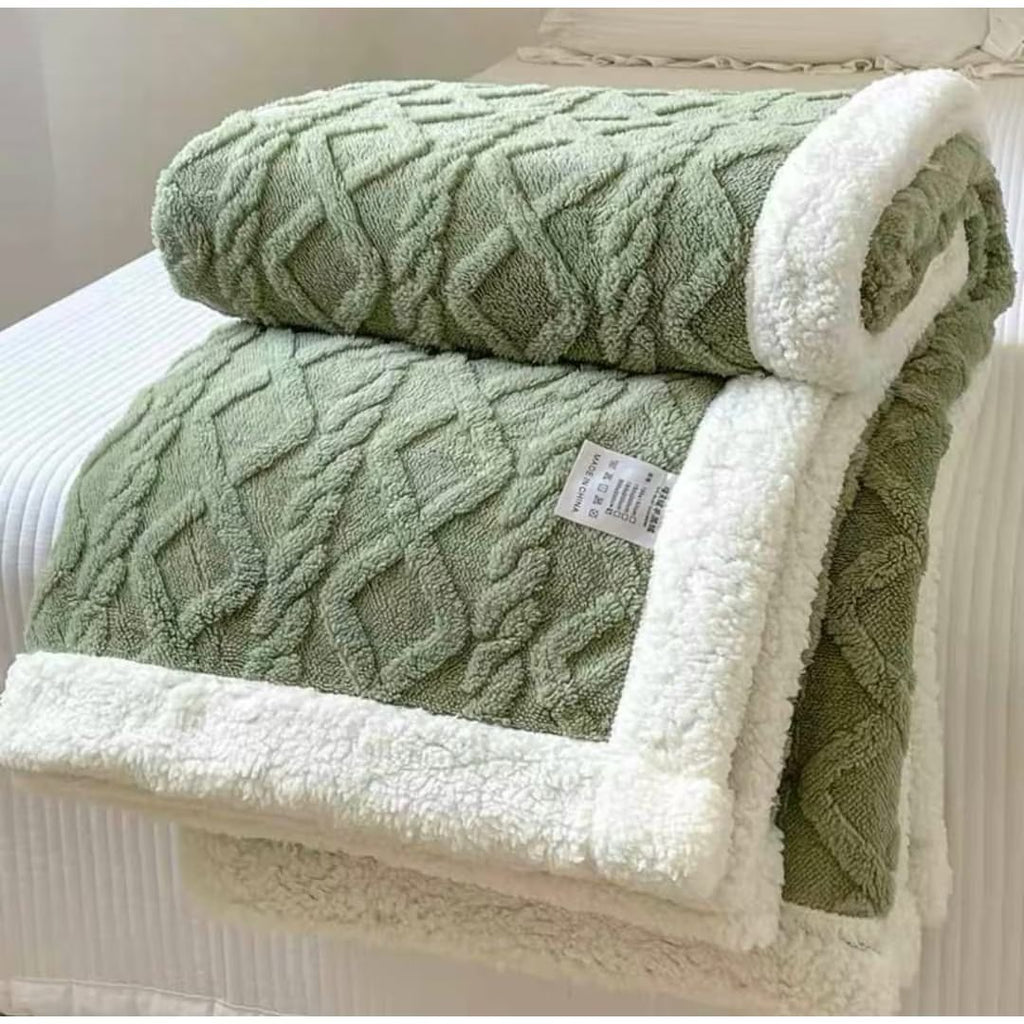 MODEL NOU: Patura Cocolino Groasa Dubla, Super Soft, Tip Tricotaj, cu Blanita, 200 x 230 cm + CADOU in VALOARE de 25 lei